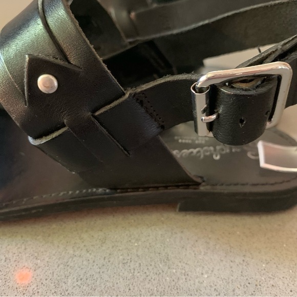 Seychelles Black Leather Flat Strappy Sandals Women's sz 6.5 - Picture 9 of 9